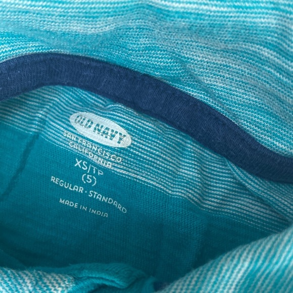 Old Navy Boys Collared Shirt - Picture 2 of 4